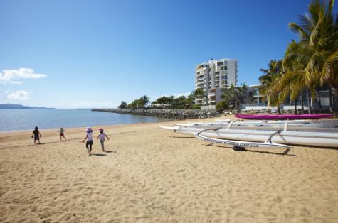 Mariners North Apartments
- Mariners North Holiday Apartments