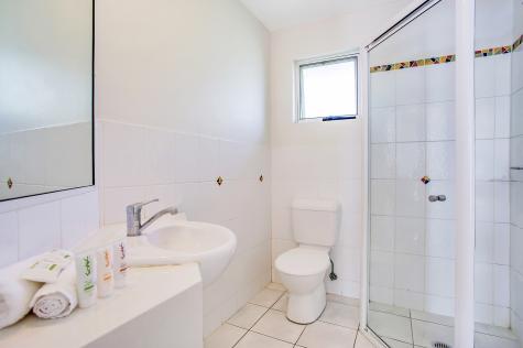 2 Bedroom Apartment Bathroom
- Eco Beach Resort Byron Bay