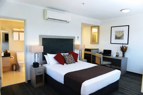 Queen Room
- Courtyard Darwin