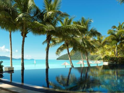Beach Club Infinity Pool
- Hamilton Island Beach Club
