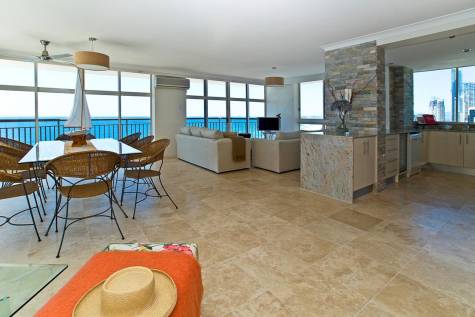 Apartment
 - Hi Surf Beachfront Resort Apartments