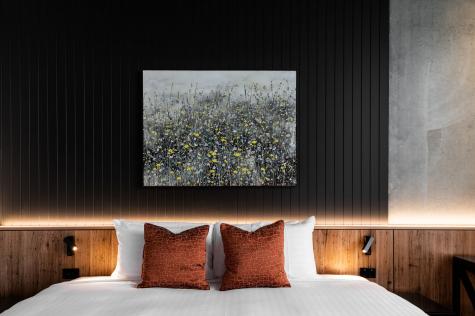 Verge King & Verge Luxe Room
 - Hotel Verge Launceston