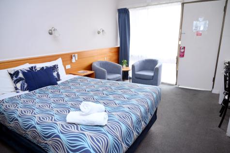 Standard double - Paddlewheel Motel