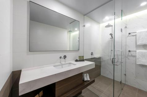 Bathroom
- Rydges Perth Kings Square