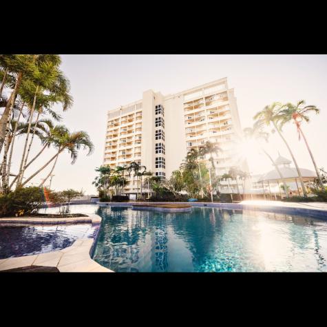 Pool - Pullman Cairns International
