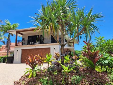 Front Of Property
 - Seadreams Mission Beach