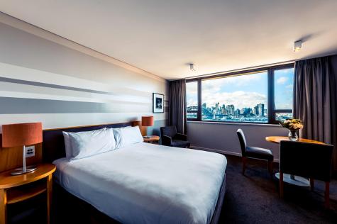 Queen Harbourview Room - View Sydney