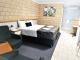 Deluxe King Room
 - Jacaranda Country Motel