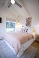 Lakeview Retreat Master Bedroom - Our Metung Stays